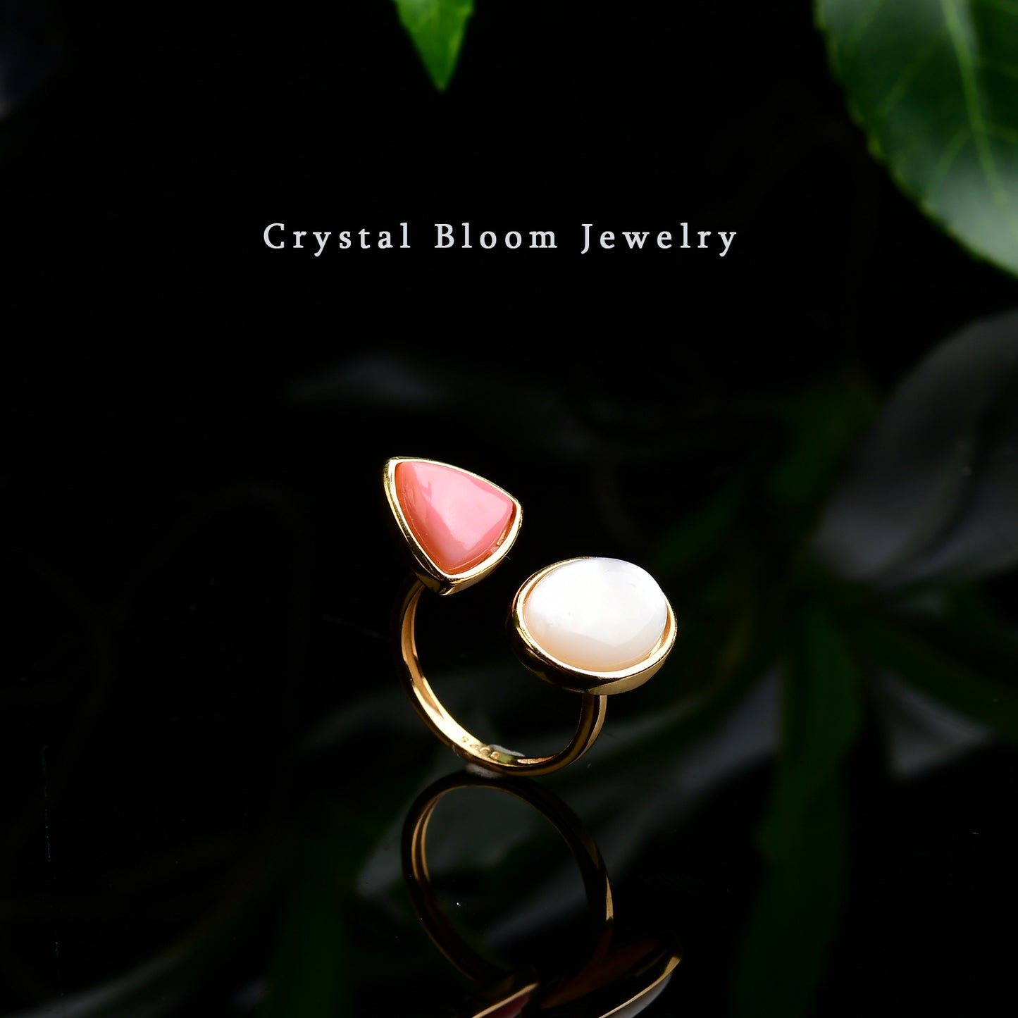 Natural White Mother of Pearl Ring