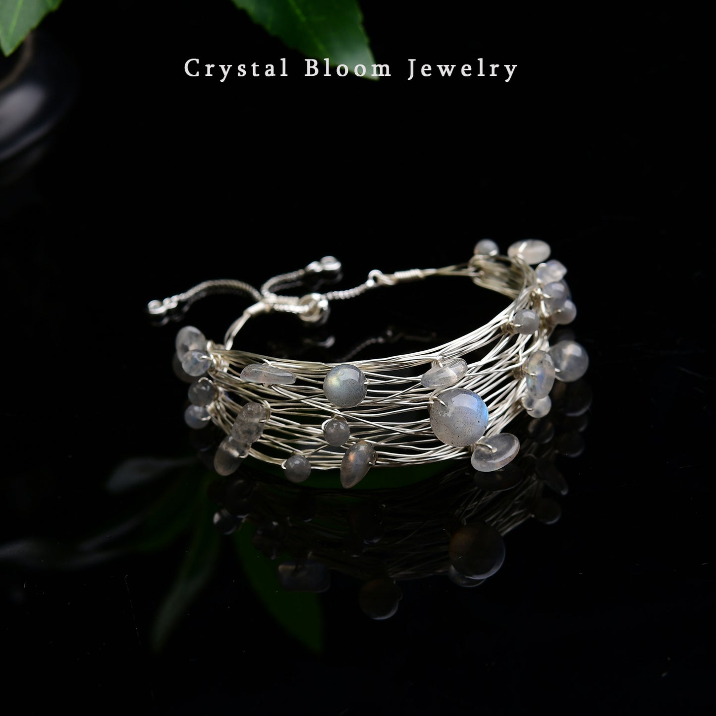 Handmade Natural Crystal Chip & Bead Copper Wire Bracelet