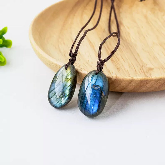 Natural Labradorite Oval Necklace