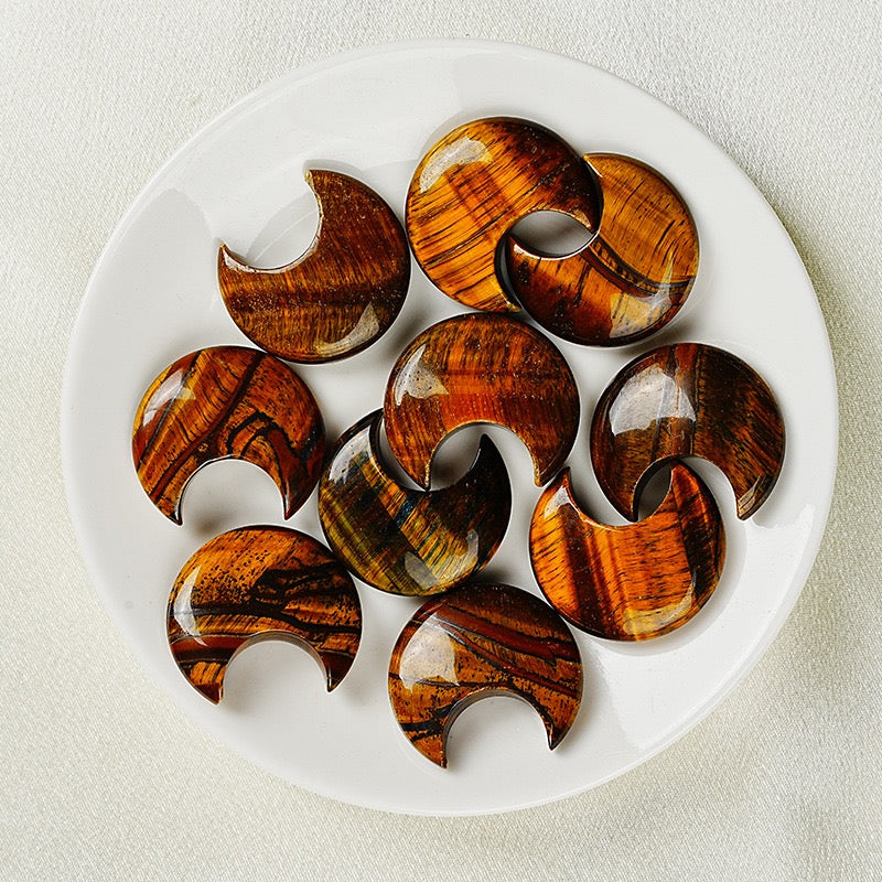 Natural Crystal Moon Carving