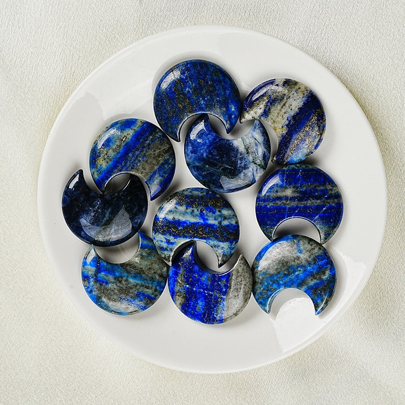 Natural Crystal Moon Carving