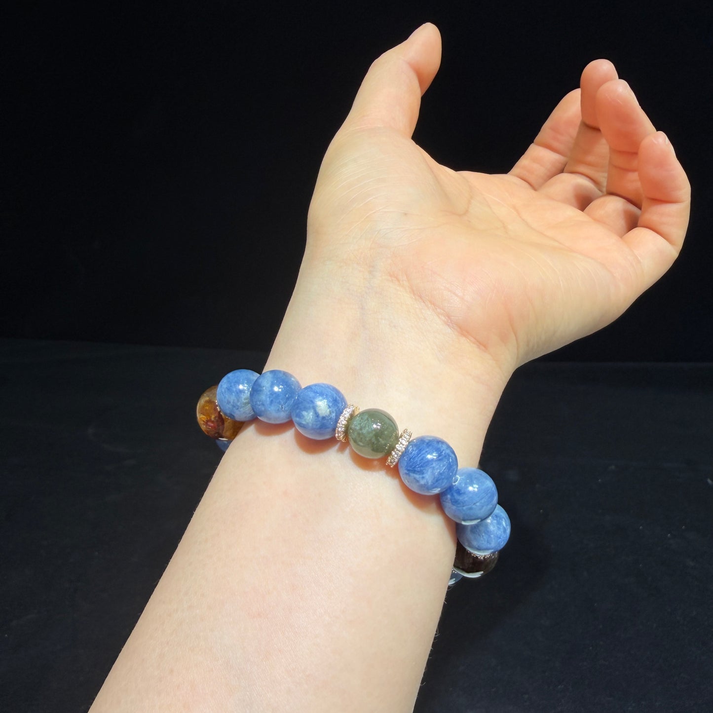 Natural Blue Kyanite Stretch Bracelet